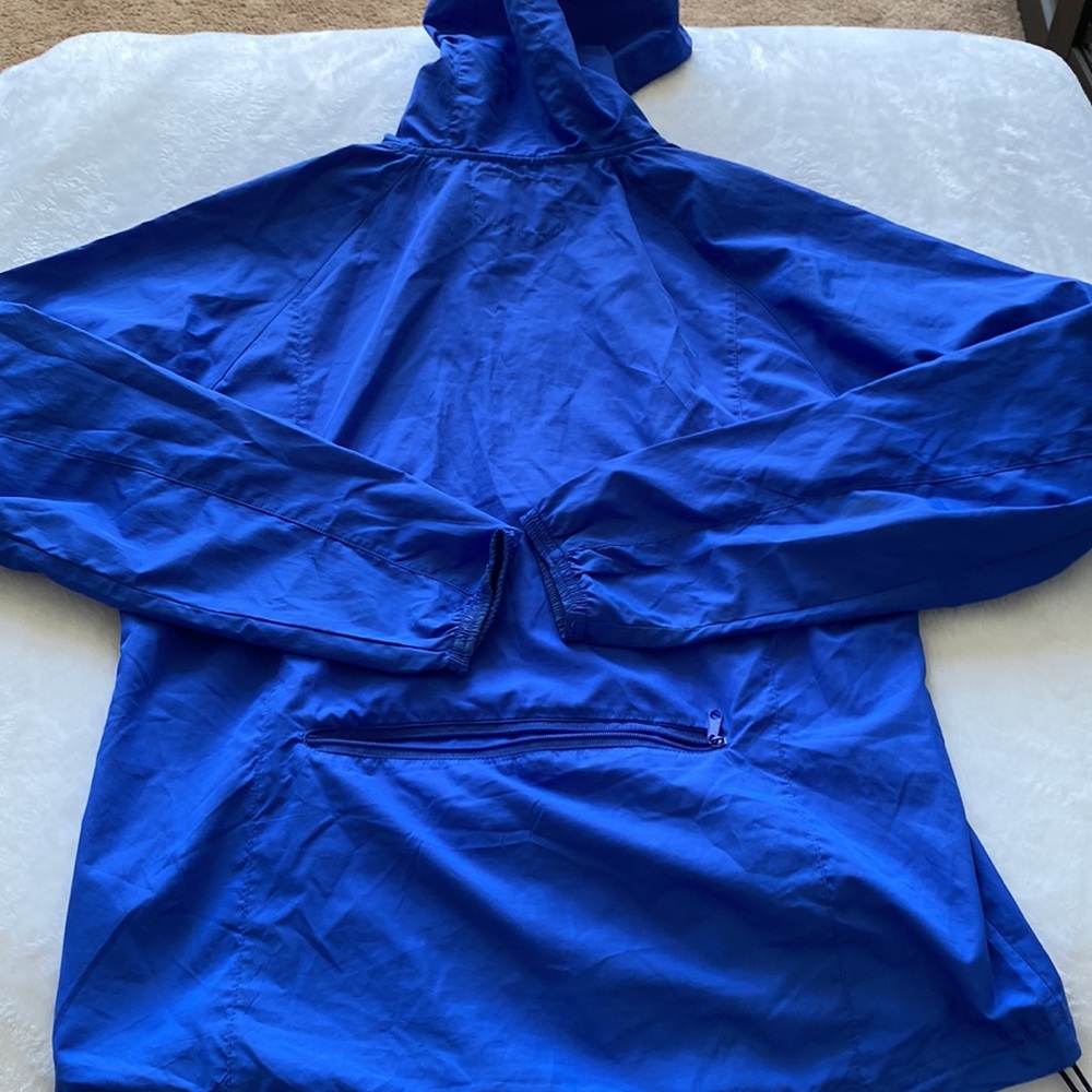 ASICS packable jacket - Picture 6 of 6